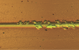 Bilder von Schadensanalyse mit konfokalem Mikroskop auf 3D-Scratch-Tester
